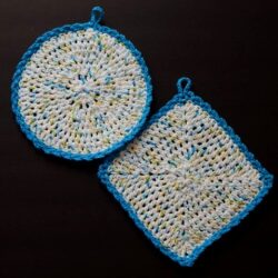 Multicolored White/Blue Pot Holder set of 2